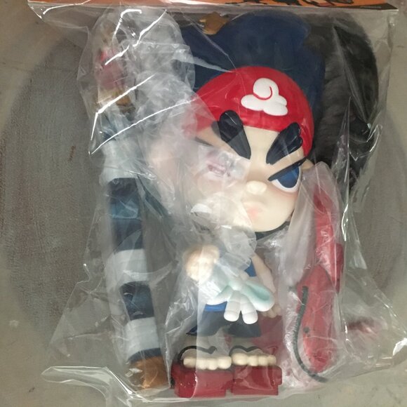 NWT VAPOUR PARK x Tan-sTaR Little Tengu Limited Edition Vinyl Figure - Picture 7 of 14